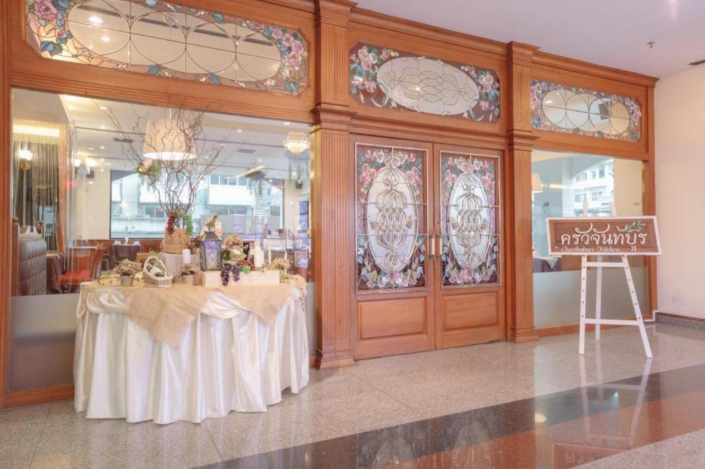 K.P. Grand Hotel Чантабури Экстерьер фото