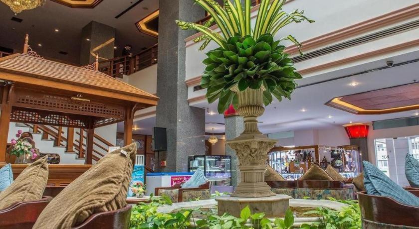K.P. Grand Hotel Чантабури Экстерьер фото